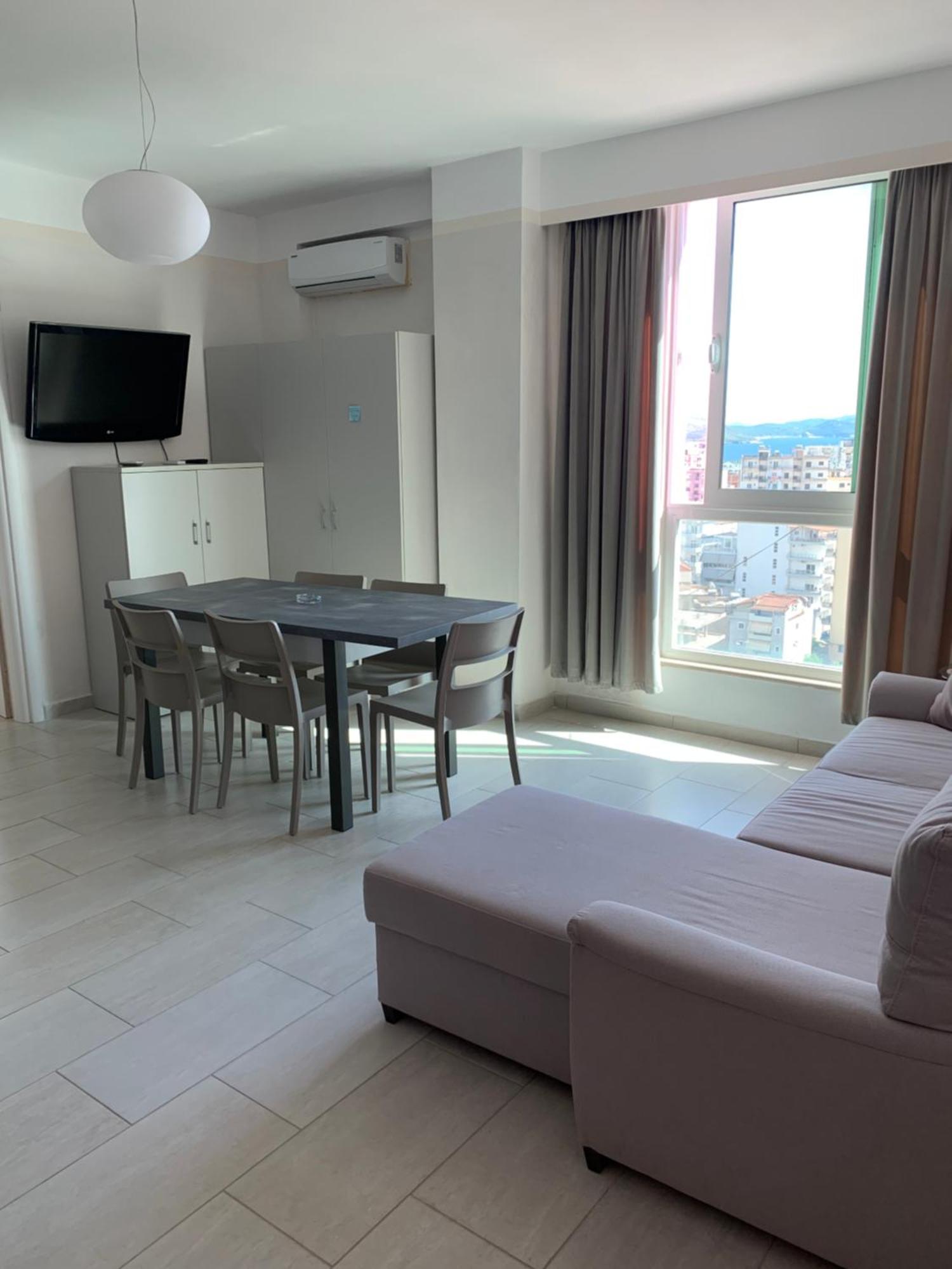 Guest - Sea Breeze Apartments Sarandë Exterior foto